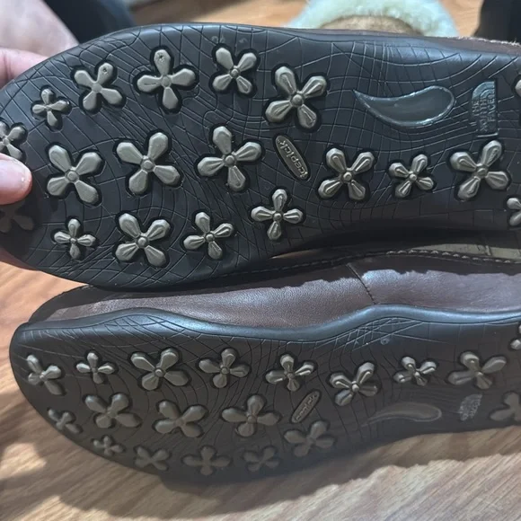 North face Boots - Picture 2 of 5